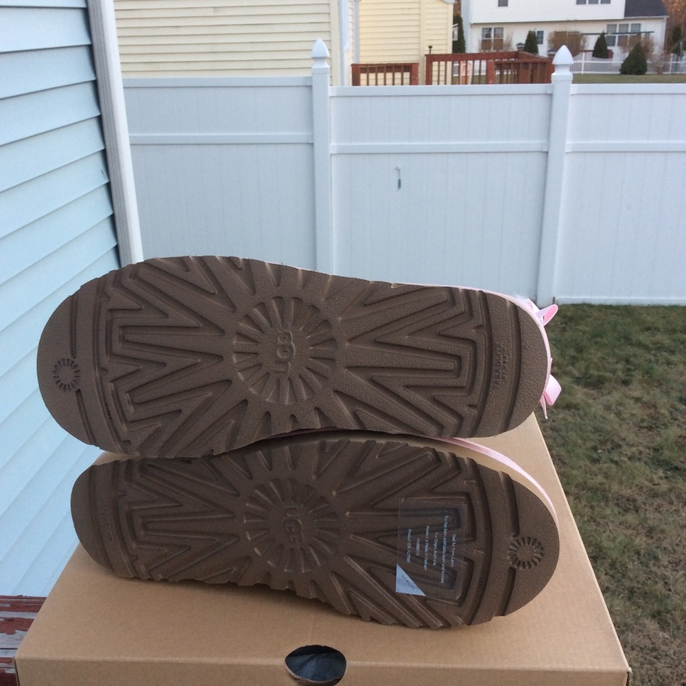 Ugg Bailey Bow II Metallic - Picture 3 of 6